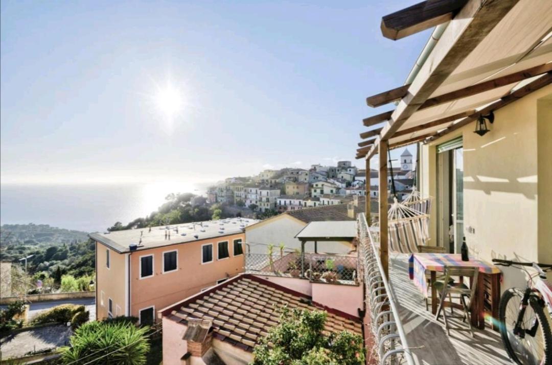 Апартаменты Il Balcone Su Montecristo, Bike Friendly - Goelba Каполивери Экстерьер фото